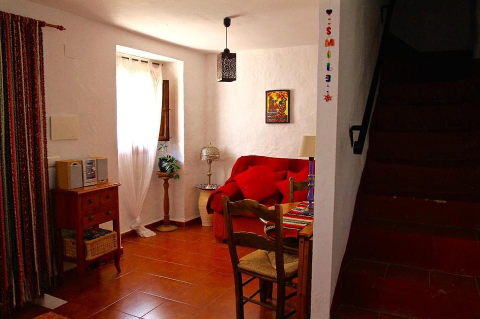 Lemon Tree Patio is a delightful home in Olvera, Cadiz Andalucia, Spain Vacation rental in Sierra de Cádiz