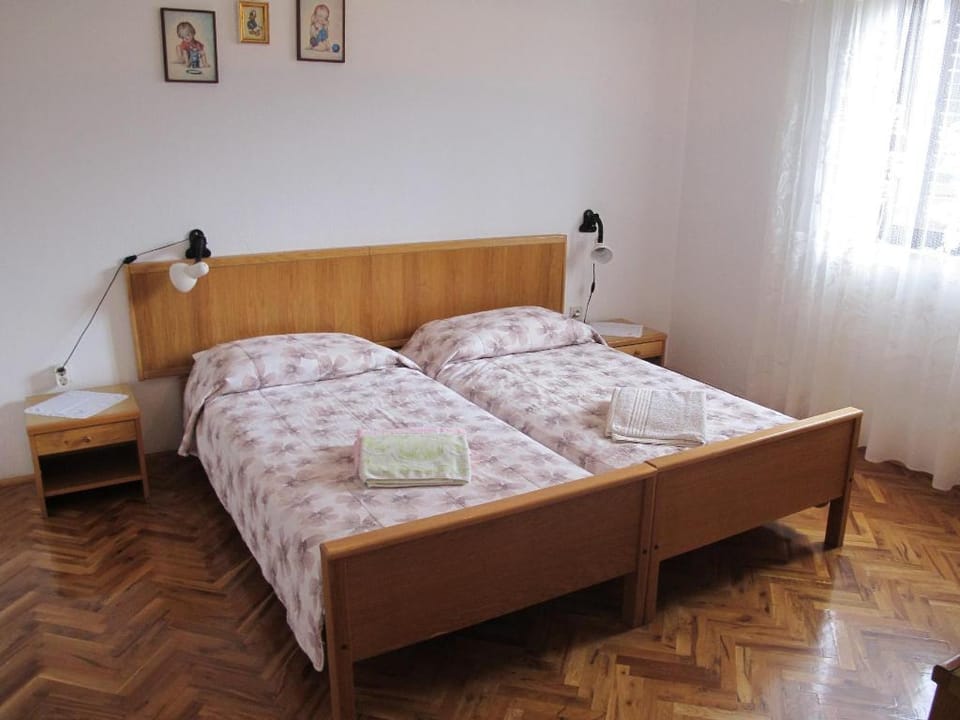 Lovely Apartment With See View - Apartman Dimic 1 Apartment in Split-Dalmatia County