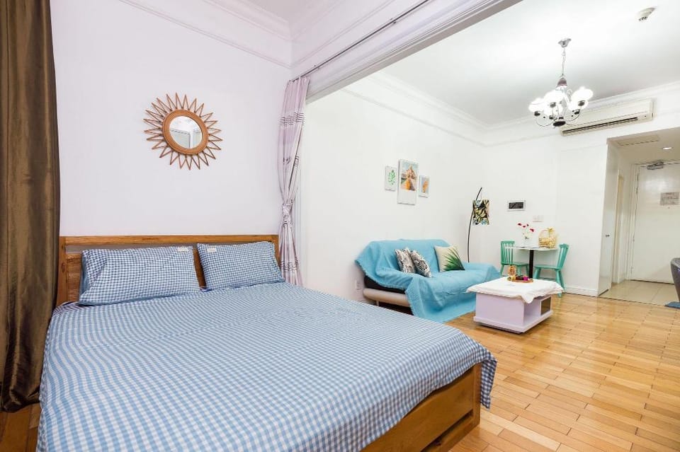 NICE STUDIO HIGH FLO MANOR 2 FREE POOL IN CENTER Apartment in Ho Chi Minh City