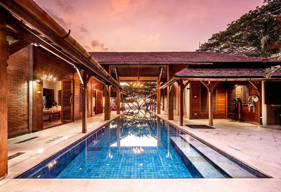 The Hill Lombok Villa in Batu Layar