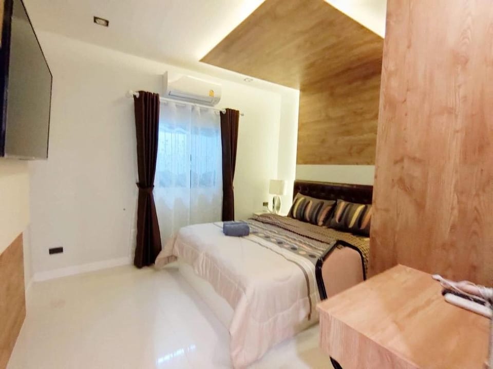 Family private pool villa la ibiza Villa in Pattaya City