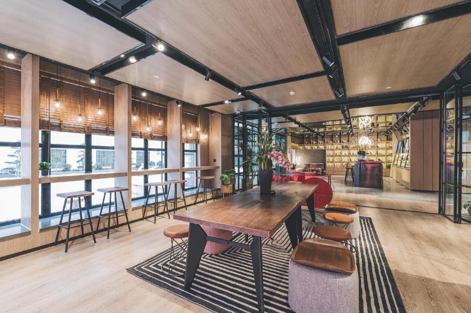 Atour Light Hotel Nanjing Xinjiekou NetEase Cloud Music Hotel in Nanjing