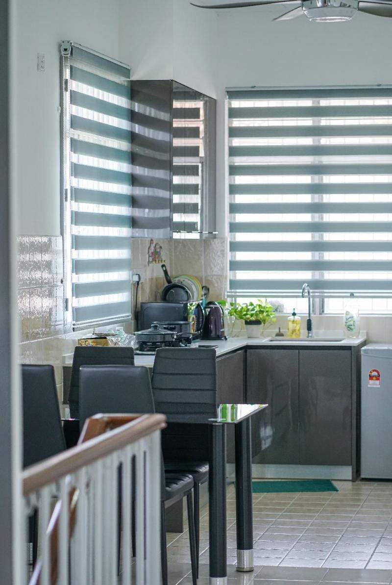 JovialTP60 ModernStylish Townhouse6Pax@BUKITMINYAK Vacation rental in Penang