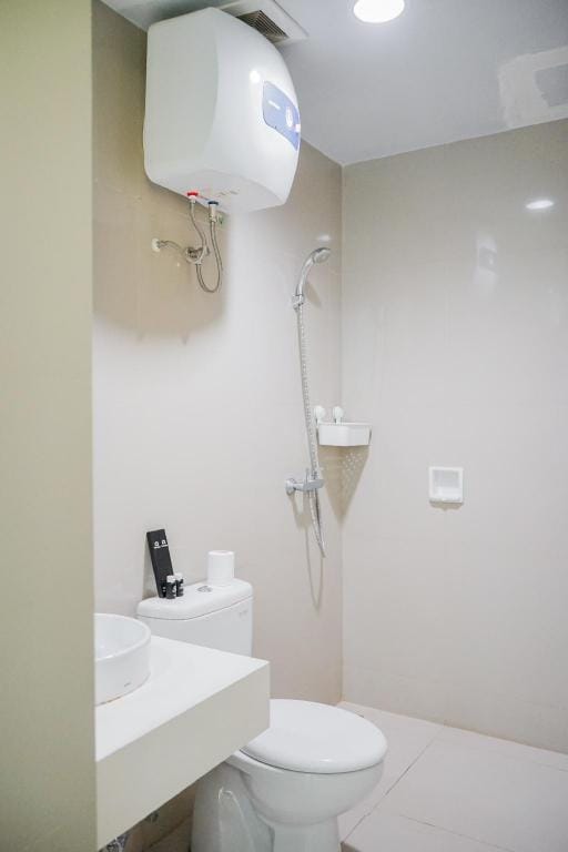 Highest Value 1BR at Tree Park BSD By Travelio Apartment in West Java