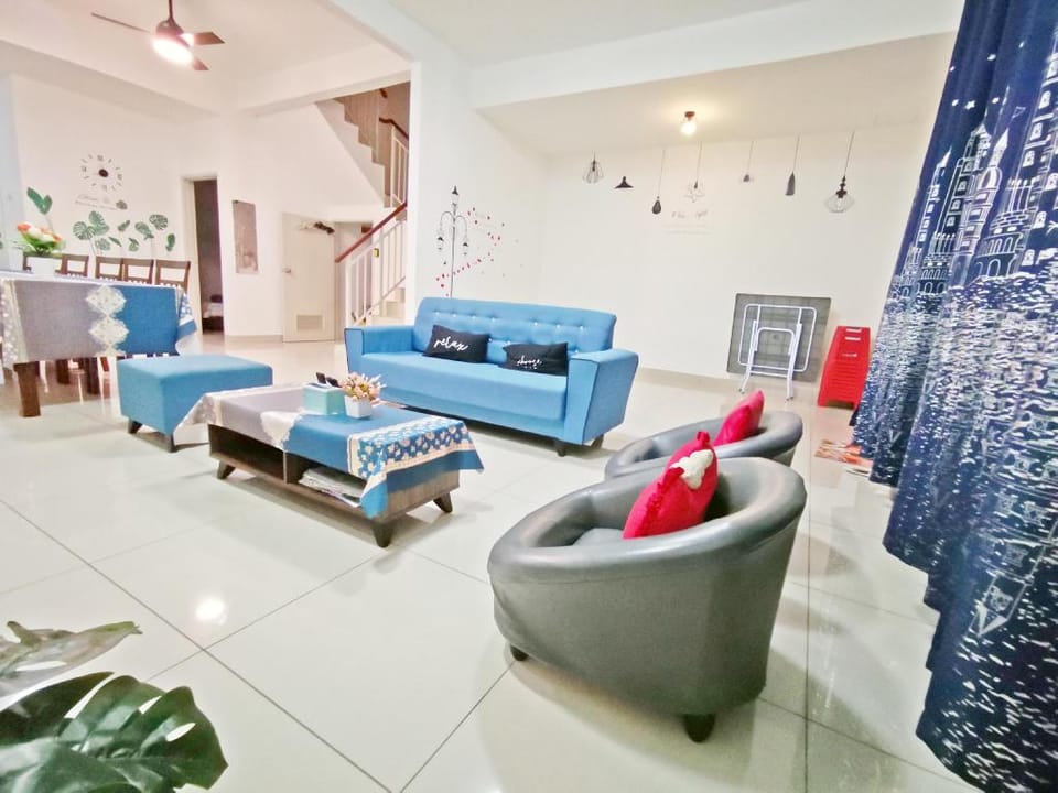 Be GogoCozyDesaru House4O4 WaterPark(Unifi)16pax Vacation rental in Johor