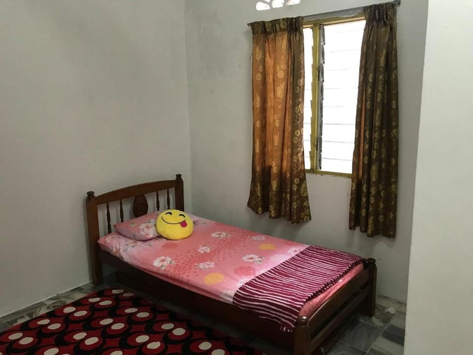 Anas Homestay Teluk Intan Vacation rental in Perak Tengah District