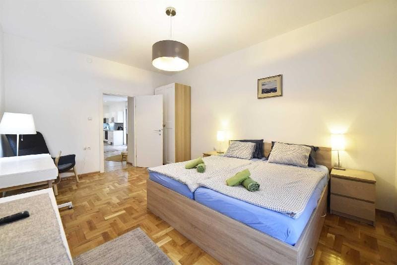 City center luxery spa apartment with parking Apartment in City of Zagreb