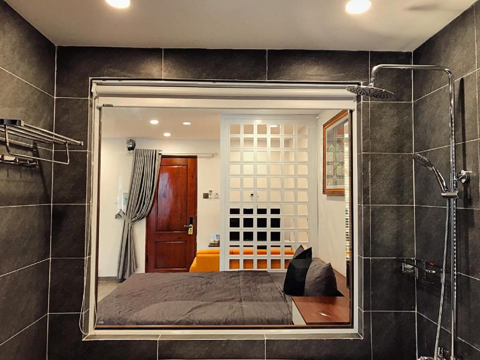 Căn Hộ Cao Cấp Nha Trang Giá Rẻ /Bồn Tắm Chanh Sả  Apartment in Nha Trang