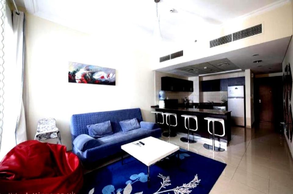 Entire house - 1br Dubai Marina View Apartment in Dubai