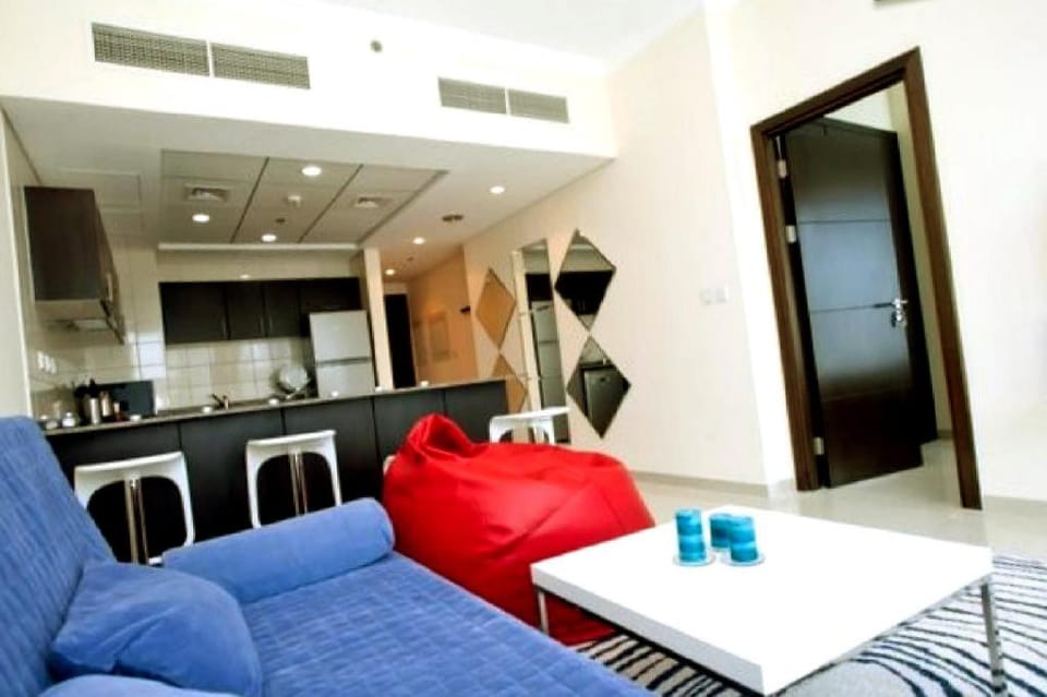 Entire house - 1br Dubai Marina View Apartment in Dubai