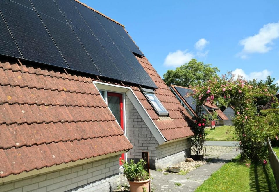 Entire house - 6 Pers Holiday home w terrace close to National Park Lauwersmeer Vacation rental in Anjum