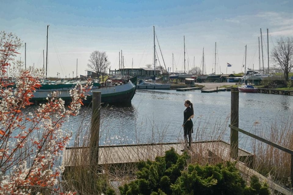 Entire house - 4pers House w Sauna, Winter garden fishing pier in front of the Lauwersmeer Vacation rental in Anjum