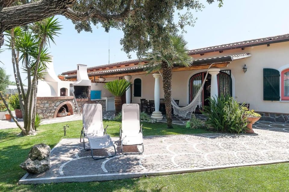 Villa La Cesa For 6-10 Persons Villa in San Felice Circeo