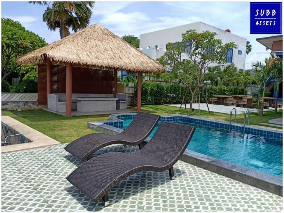 BeachFront Modern Poolvilla | Pranburi Beach Villa in Hua Hin District