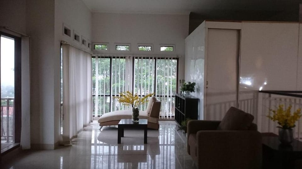 Villa Padasuka Raisa Villa in Bandung