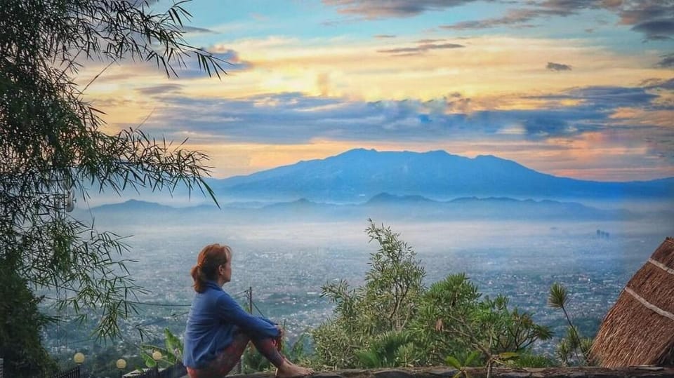 Bukit Saung Bambu Bandung City View Vacation rental in Bandung
