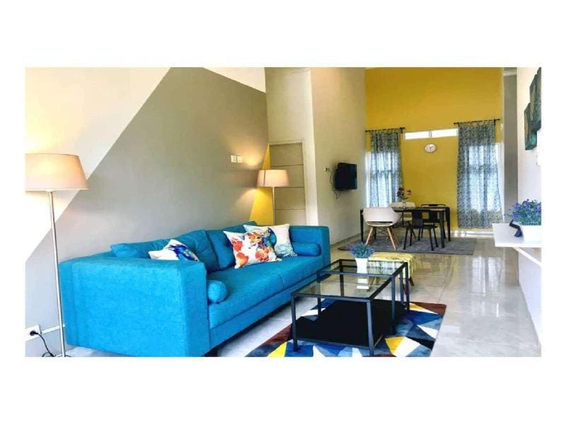 VILLA ALVA 2bedroom depan JATIM PARK 2 pas Villa in Batu