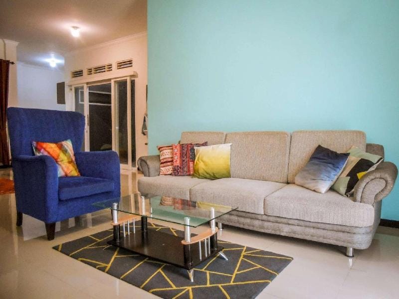 VILLA SHASHA 3bedroom depan JATIM PARK 2 pas Villa in Batu