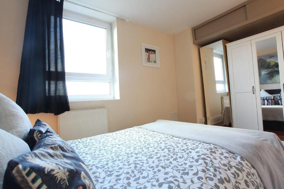 Bright Comfortable Chelsea flat - Great Location! Apartment in London