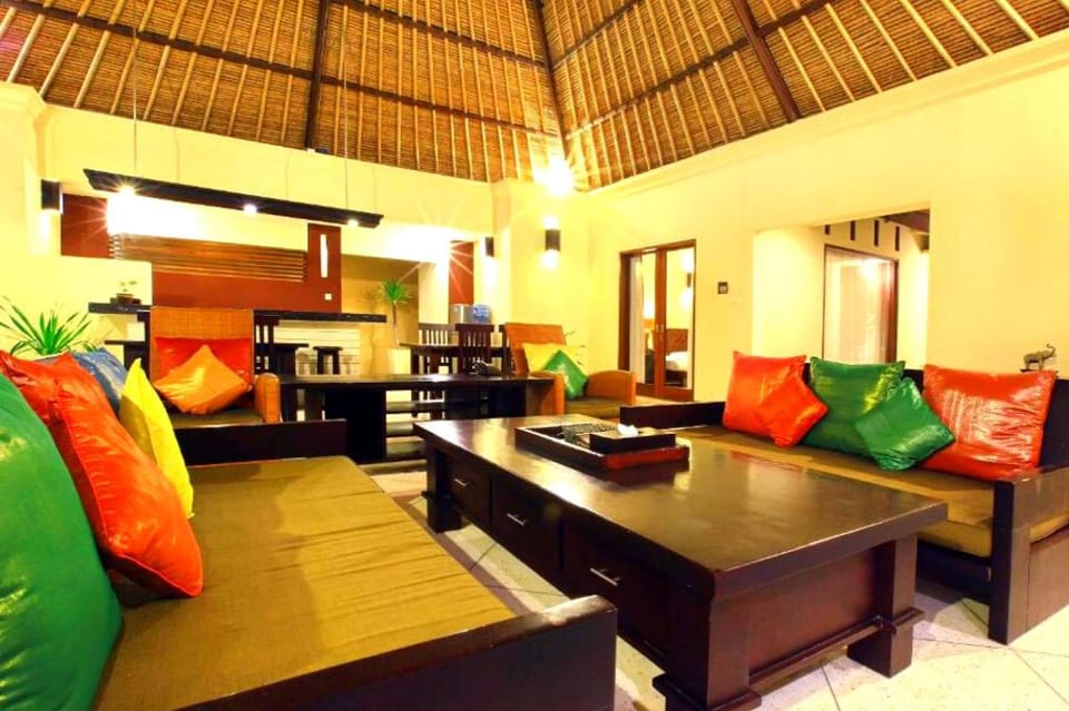 Luxury 4 BR Private Pool Villa #YN11 Villa in Bali