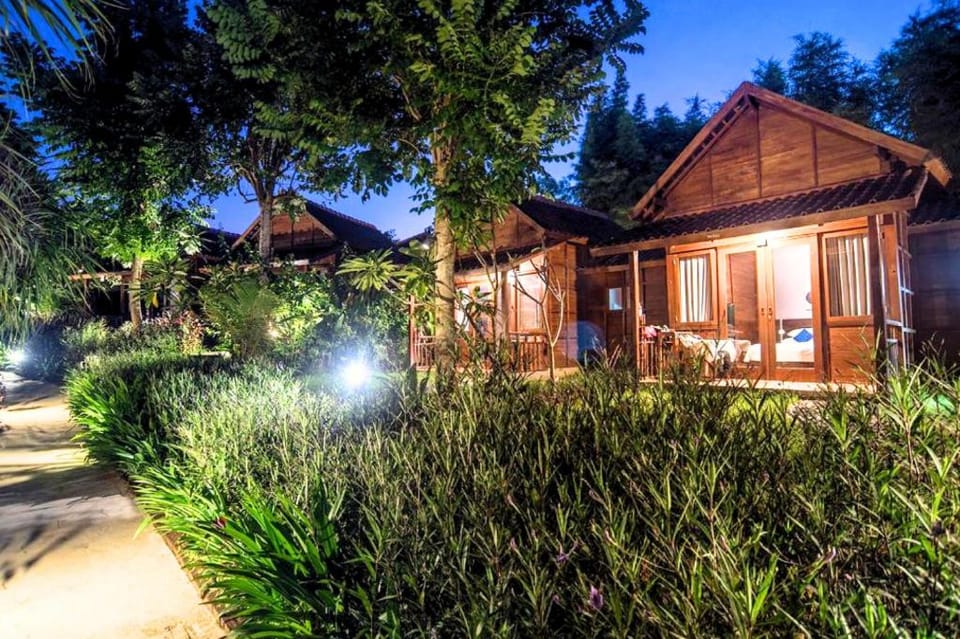 Cozy 1 BR Garden View IR17B Apartment in Bali