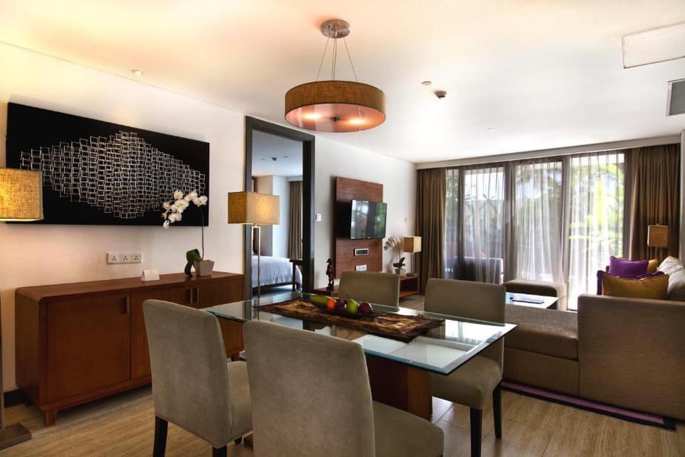 Luxury 2 Bedrooms Suite Pool Villa #Z81 Villa in North Kuta