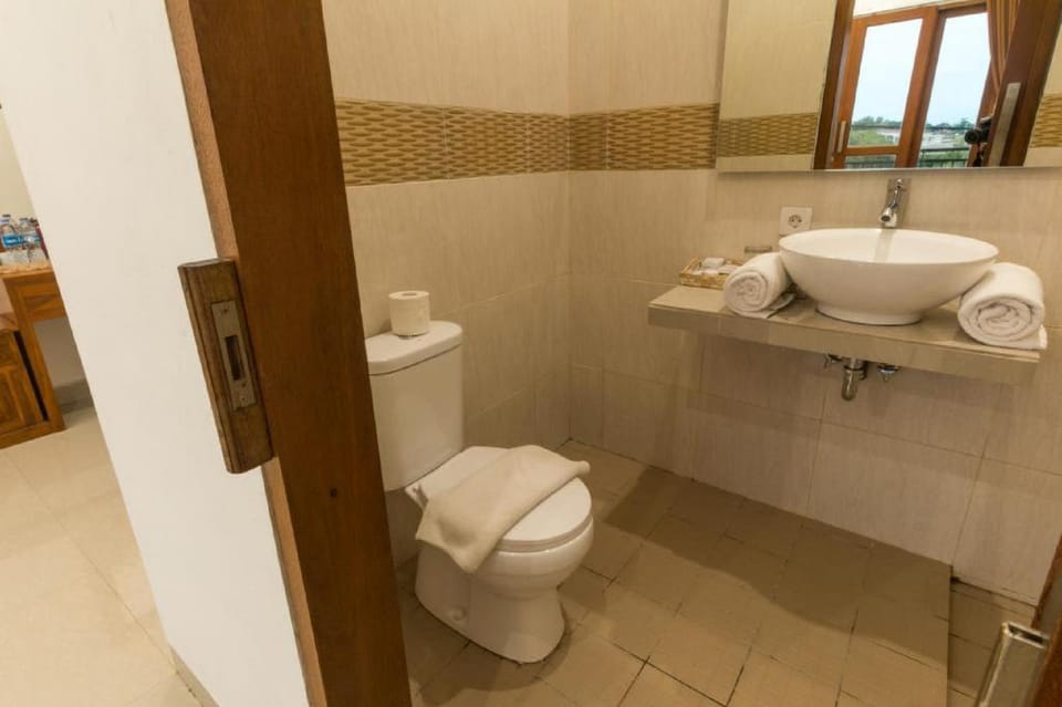 Stunning 1 BR Deluxe Share Pool#M58 Apartment in North Kuta