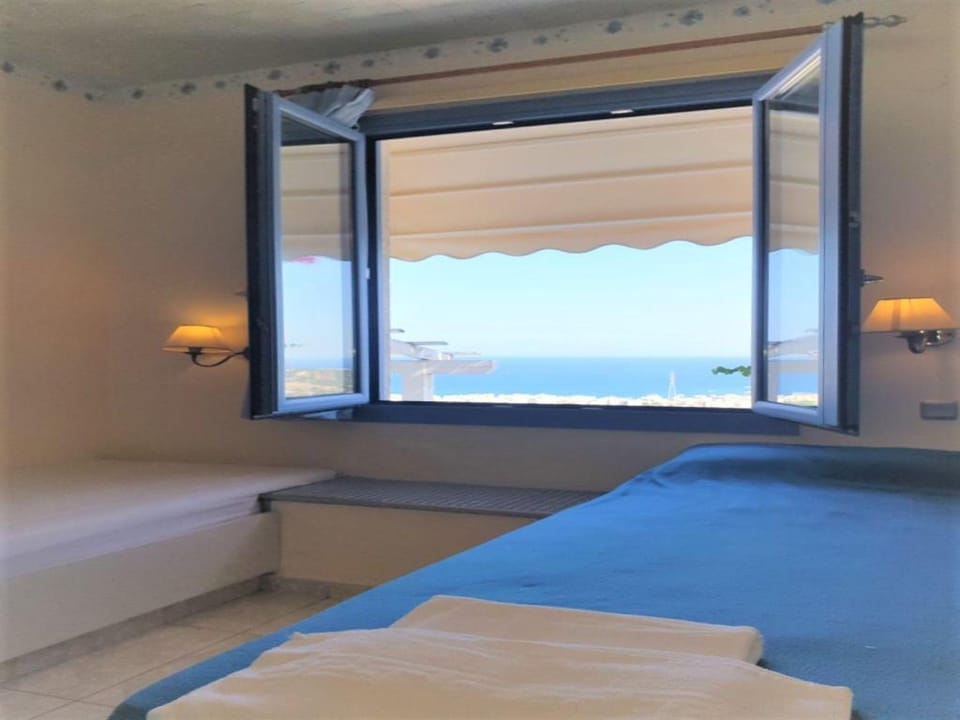 Hermes Korifi Suites Apartment in Piskopiano