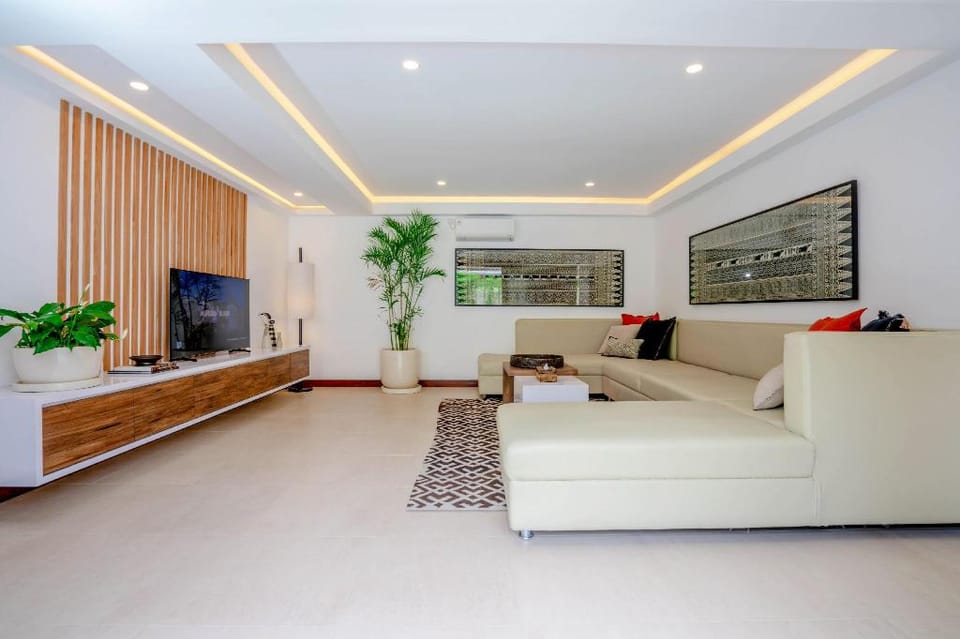 Beautiful 4 BR Private Pool at Seminyak #Z25  Villa in North Kuta