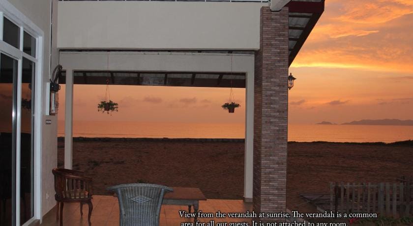 KC Beachfront Bed and Breakfast in Terengganu, Malaysia