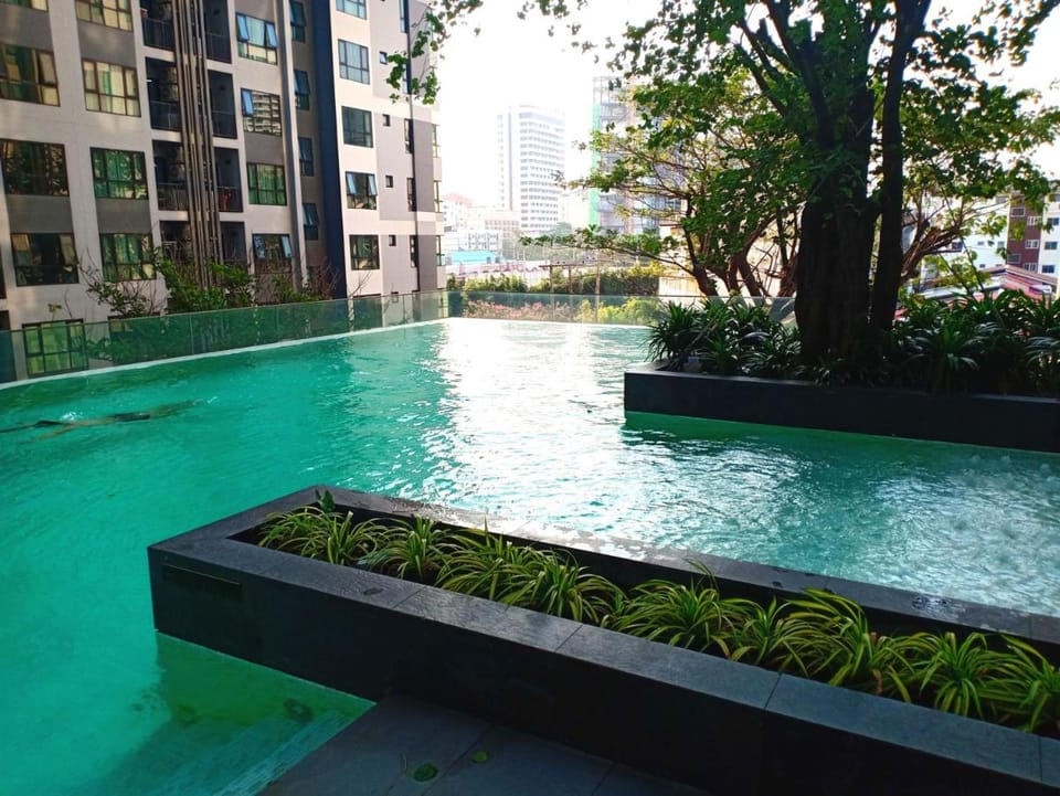 The Base Horizon Central Pattaya Apartment in Pattaya City