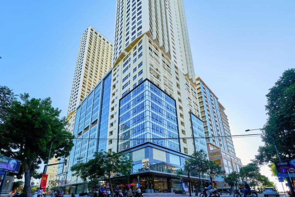 Ocean Sun Apartment - Gold Coast Hotel in Nha Trang