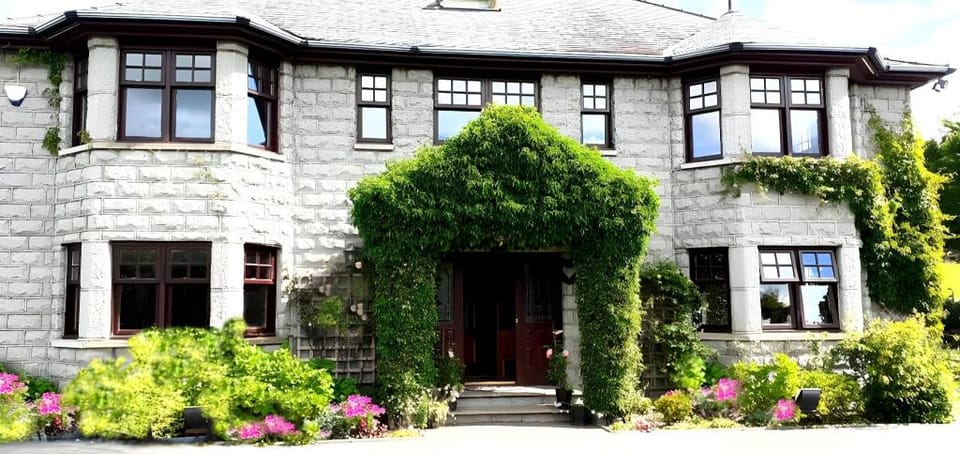 Bogenraith House Hotel in Scotland