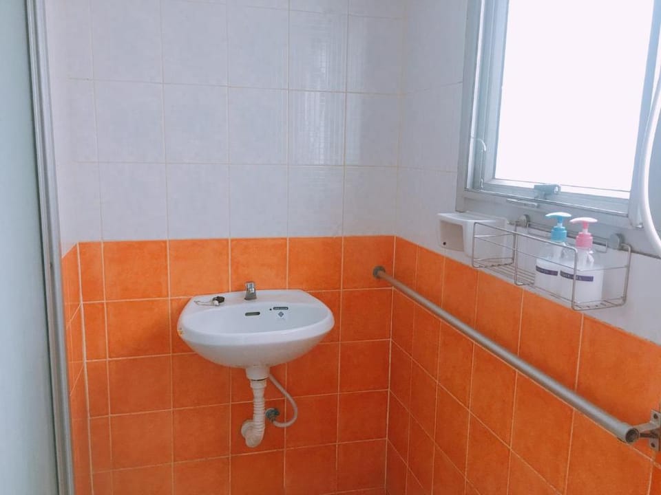 Daratorn Phahon  53 Yaek  4 (217) Apartment in Bangkok