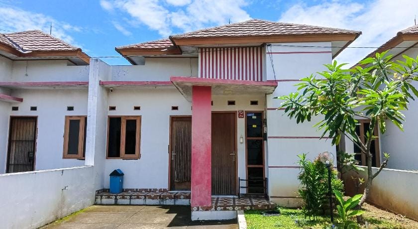 SLEEP HOUSE 2BR Wifi Unlimited Vacation rental in West Java