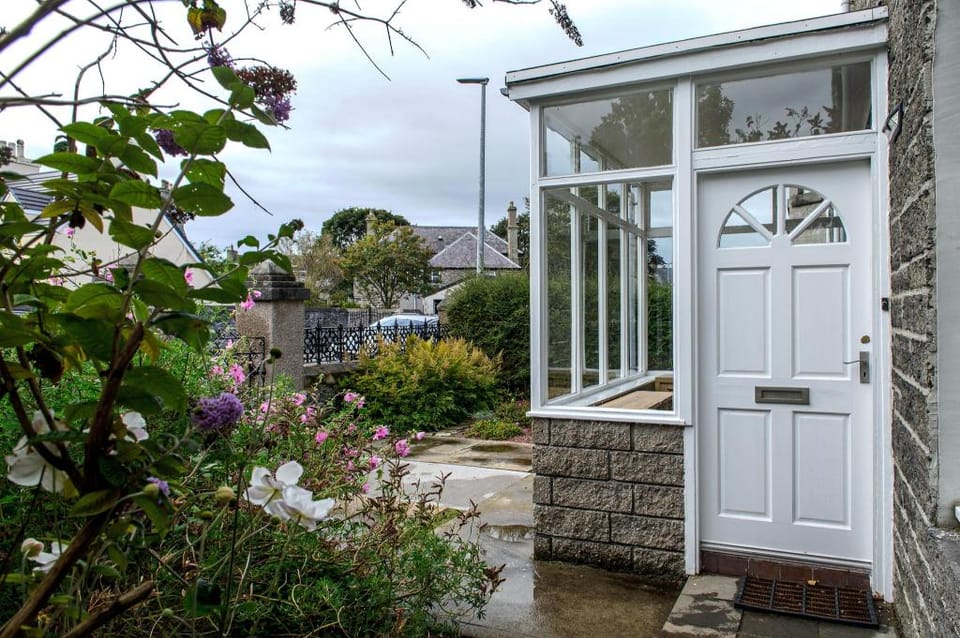 Charming Townhouse On North Coast 500 Route, Wick Vacation rental in Wick