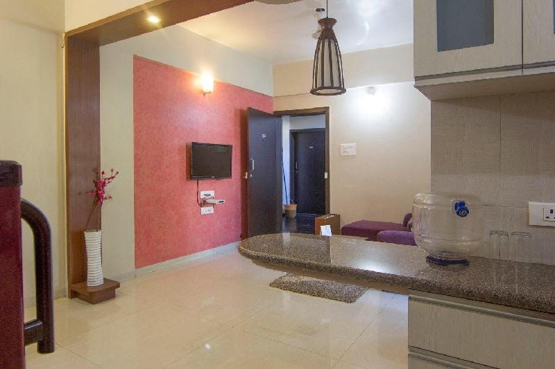 Sanitized Stay,  1bhk Studio Apartment+Breakfast. Vacation rental in Pune