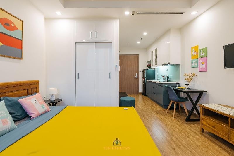 TUM Homestay*SheepHouse*Vinhomes Greenbay CityView Apartment in Laos
