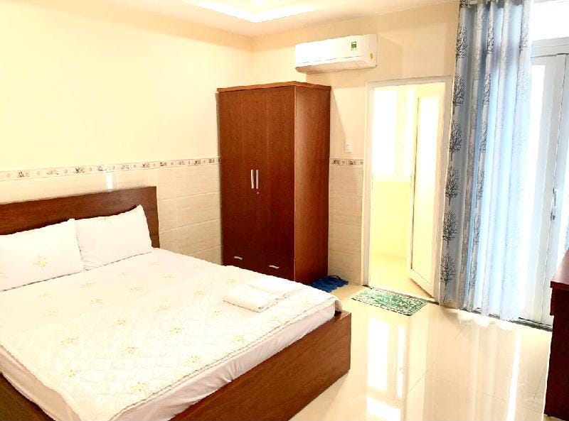 Khach San Nam Ka Apartment in Ho Chi Minh City