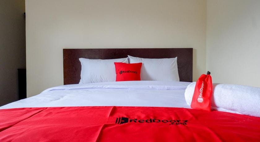 RedDoorz near Terminal Mendolo Wonosobo Hostel in Indonesia