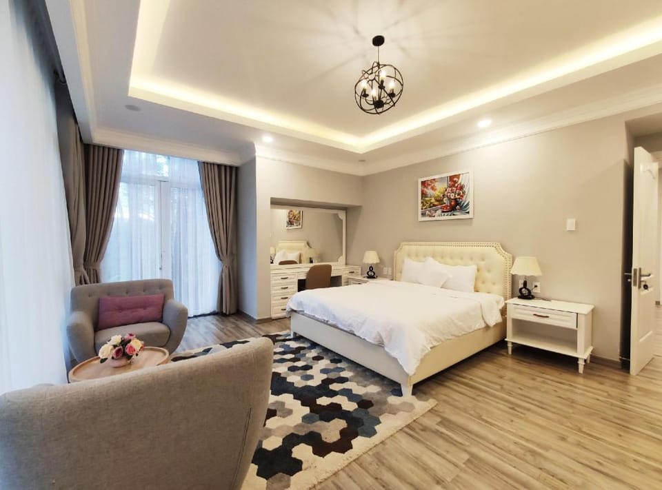 Lan Anh Lakeview Villa Villa in Dalat