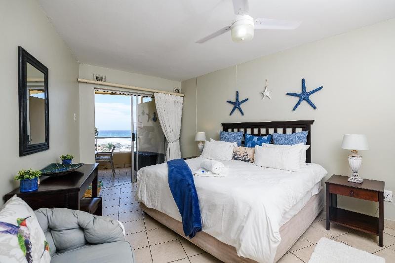 Wake up to a stunning ocean view and fall asleep to the sound of waves breaking Apartment in Dolphin Coast