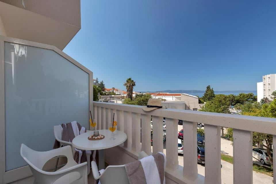 Studio apartment with a seaview Apartment in Tučepi