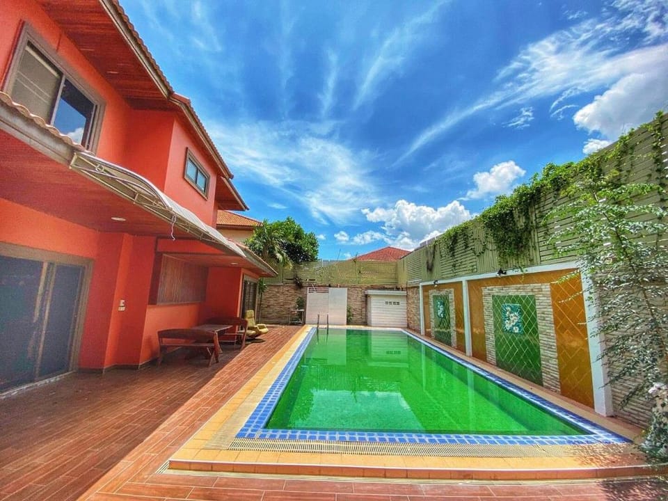 jomtien beach 1km,private pool Villa,5BR,10-16ppl Villa in Pattaya City