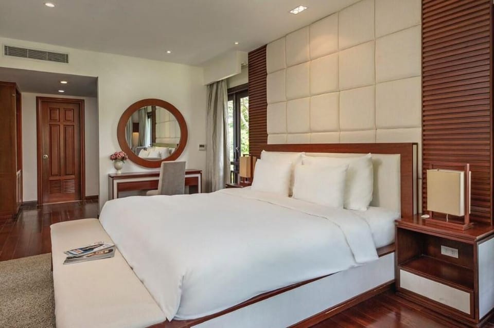 Emblemsea Villas in Resort Villa in Da Nang