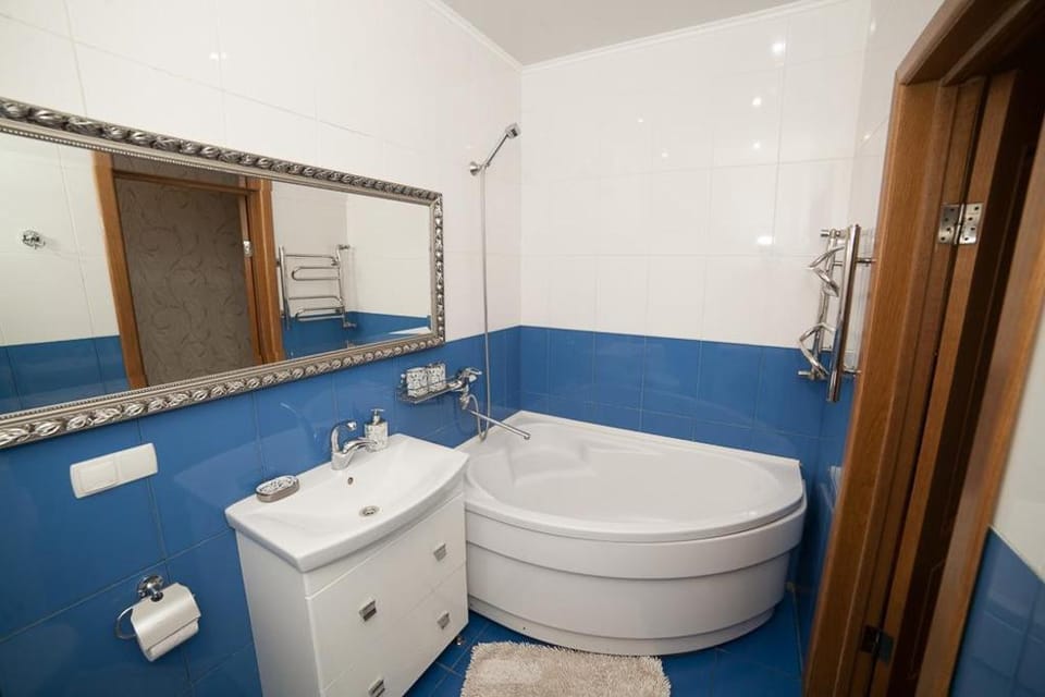 vip apartment 3-bedroom by the sea Apartment in Odessa Oblast