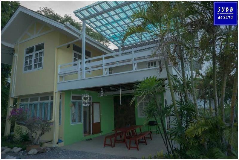 Beachfront Home for 10 Persons | HuaHin Beach Vacation rental in Nong Kae