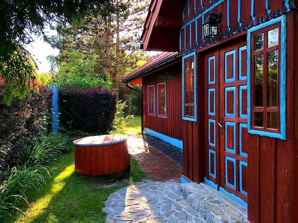 Klimatyczny, małopolski dom z magicznym ogrodem Vacation rental in Lesser Poland Voivodeship