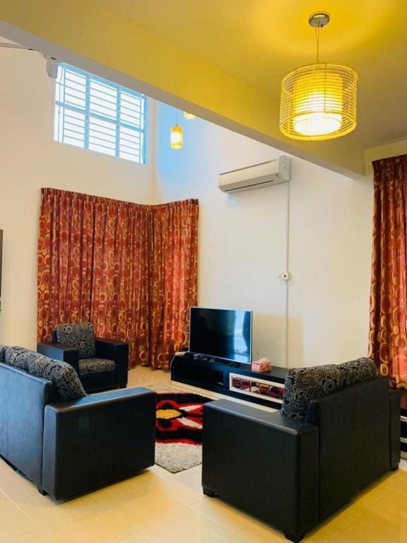 Laman Aidids Villa  at Krubong Melaka(Muslim Only) Vacation rental in Malaysia