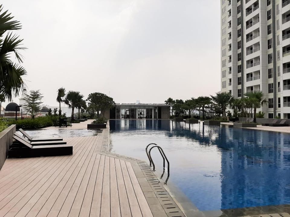 Brand New 1BR Apt at M-Town Signature By Travelio Apartment in West Java